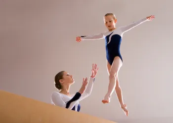 Artistik Jimnastik Nedir? Güç, Zarafet ve Disiplinin Birleşimi