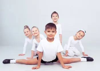 Erkek Çocukları İçin Jimnastik: Güç, Denge ve Koordinasyon