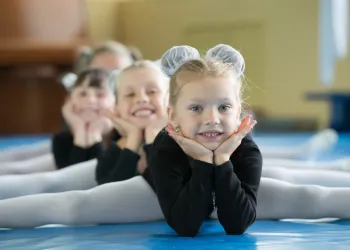 Ritmik Jimnastiğe Başlama Yaşı Rehberi: Çocuğunuz İçin En İdeal Dönem Ne Zaman?